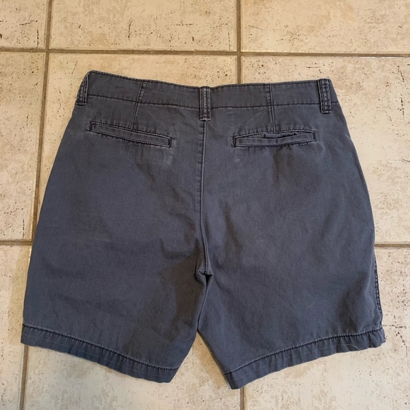 💜 Old Navy Men's Lived-In Straight Chino Shorts - Gray - Size 32 - Picture 4 of 6